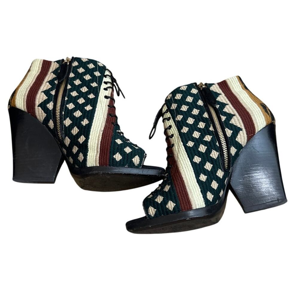Burberry Prorsum Virginia peep toe tapestry ankle boots size 8